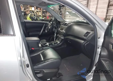 2012 Toyota Highlander Se V6 z USA, uszkodzony, nr VIN 5TDBK3EH0CS173831